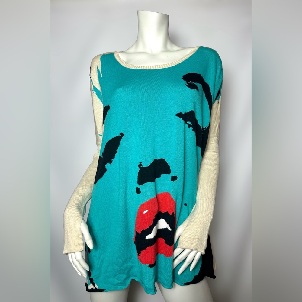 NWT Betsey Johnson Vintage Teal Graphic Long Sleeve Marilyn Monroe Sweater